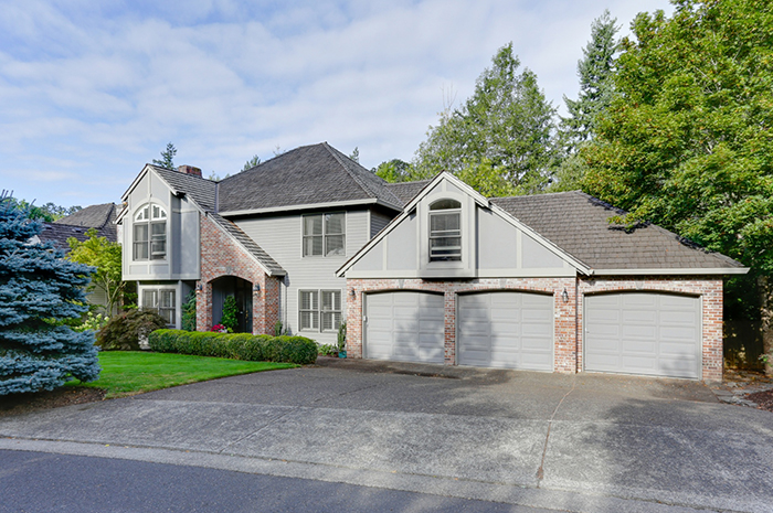 Luxury Home in West Lake